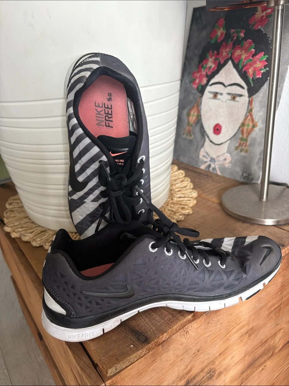 Nike lightweight sneaker